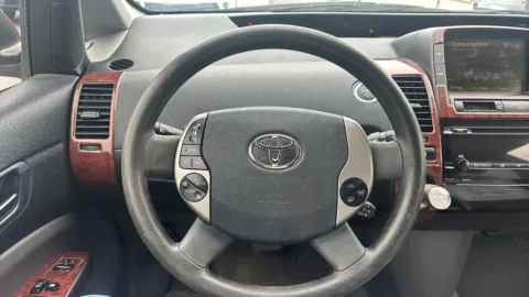 Another view of 2006 Toyota Prius Hatchback 4D for sale in Broken Arrow, OK at JT Wholesale Auto, Inc.