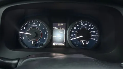 Another view of 2018 Toyota Sienna LE Minivan 4D for sale in Broken Arrow, OK at JT Wholesale Auto, Inc.