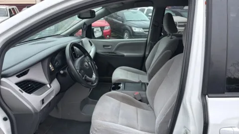 More photos of 2018 Toyota Sienna LE Minivan 4D at JT Wholesale Auto, Inc., OK