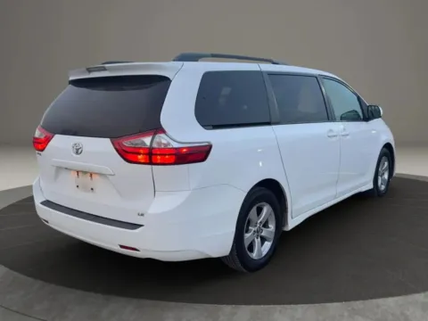 More photos of 2018 Toyota Sienna LE Minivan 4D at JT Wholesale Auto, Inc., OK