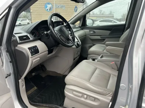 Another view of 2014 Honda Odyssey Touring Elite Minivan 4D for sale in Broken Arrow, OK at JT Wholesale Auto, Inc.