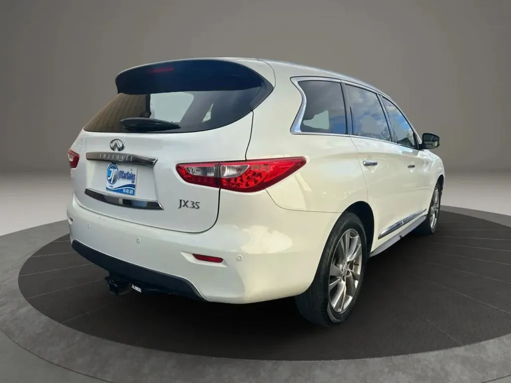 2013 Infiniti JX35 photo 2