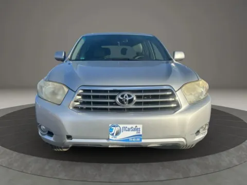 More photos of 2010 Toyota Highlander Limited Sport Utility 4D at JT Wholesale Auto, Inc., OK