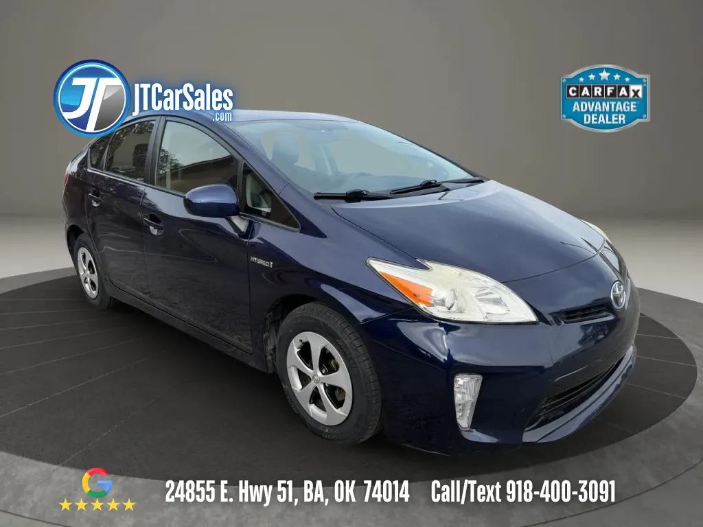 2014 Toyota Prius Four's photo