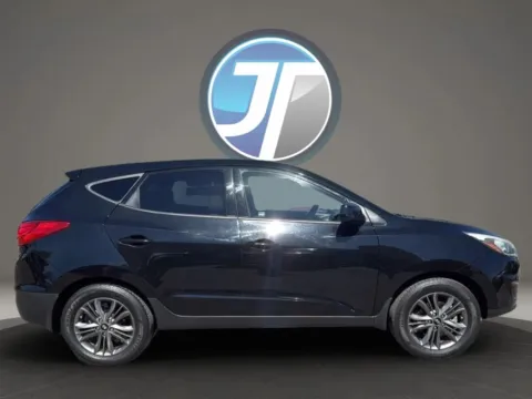 More photos of 2015 Hyundai Tucson GLS Sport Utility 4D at JT Wholesale Auto, Inc., OK