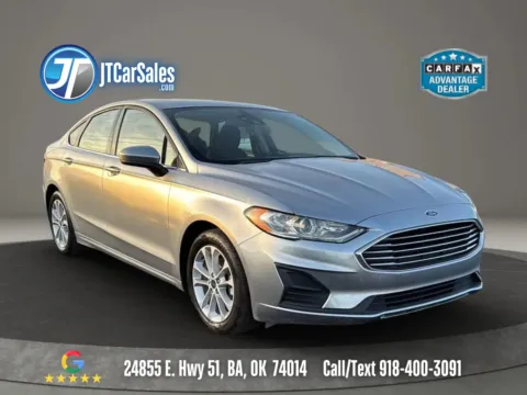 Silver 2020 Ford Fusion SE Sedan 4D for sale in Broken Arrow, OK