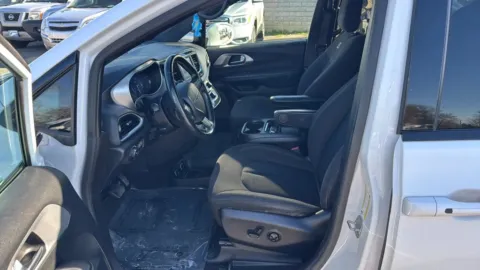 More photos of 2020 Chrysler Pacifica Touring Minivan 4D at JT Wholesale Auto, Inc., OK