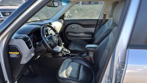 Photos of 2019 Kia Soul + Wagon 4D for sale in Broken Arrow, OK at JT Wholesale Auto, Inc.