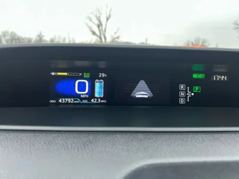 Photos of 2016 Toyota Prius Two Hatchback 4D for sale in Broken Arrow, OK at JT Wholesale Auto, Inc.