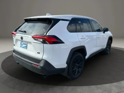 More photos of 2022 Toyota RAV4 LE Sport Utility 4D at JT Wholesale Auto, Inc., OK