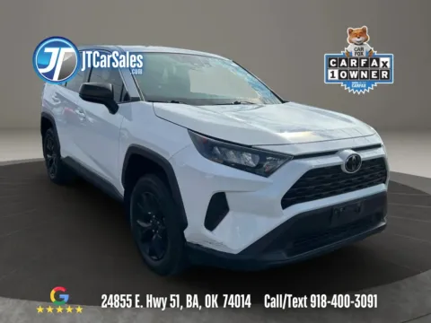 White 2022 Toyota RAV4 LE Sport Utility 4D for sale in Broken Arrow, OK