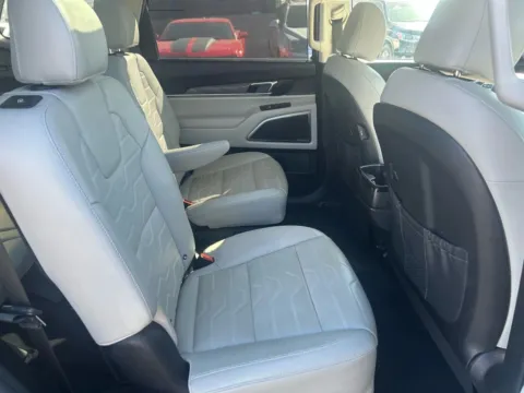 More photos of 2021 Kia Telluride SX Sport Utility 4D at JT Wholesale Auto, Inc., OK