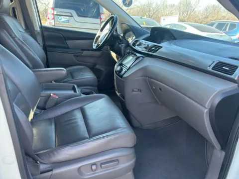 Another view of 2015 Honda Odyssey EX-L Minivan 4D for sale in Broken Arrow, OK at JT Wholesale Auto, Inc.