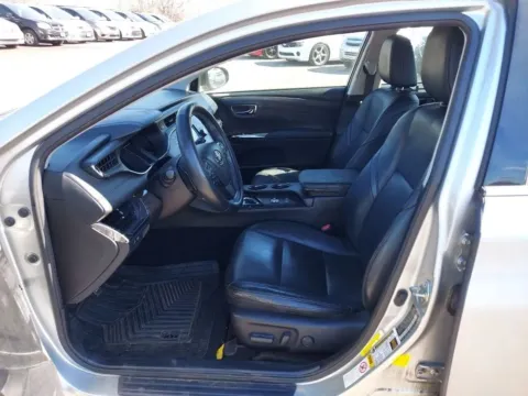 Photos of 2015 Toyota Avalon XLE Touring SE Sedan 4D for sale in Broken Arrow, OK at JT Wholesale Auto, Inc.