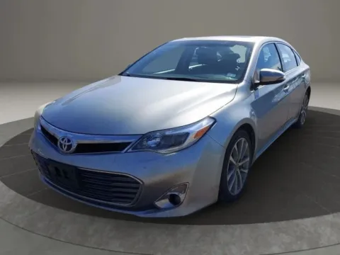 Another view of 2015 Toyota Avalon XLE Touring SE Sedan 4D for sale in Broken Arrow, OK at JT Wholesale Auto, Inc.