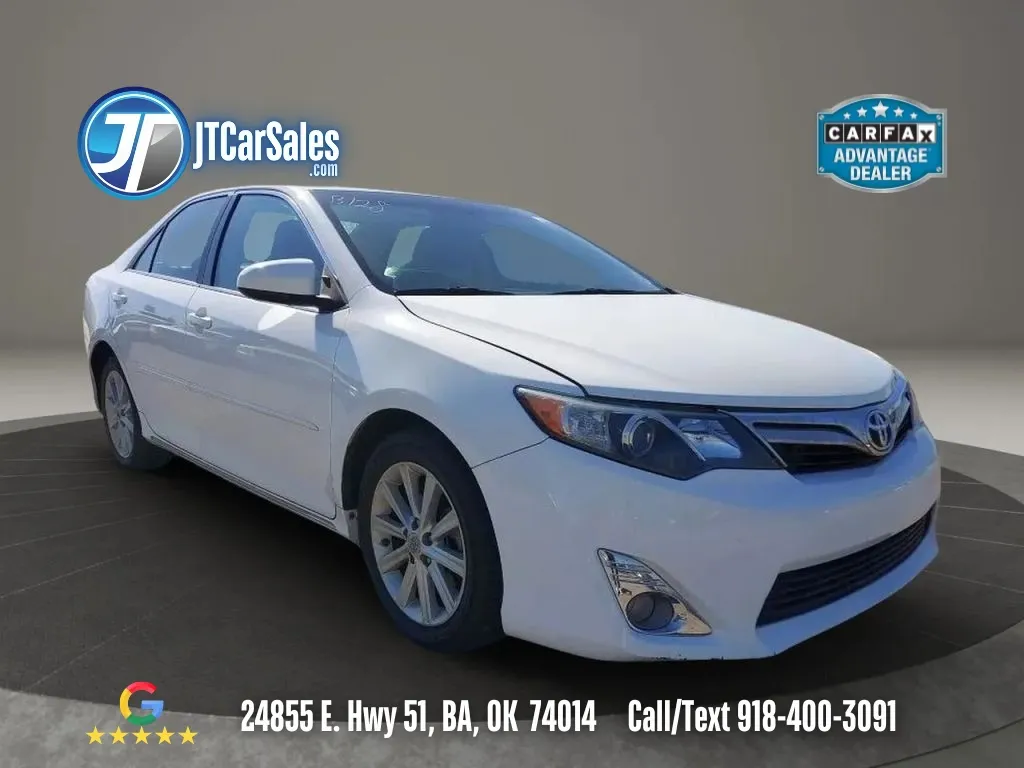 White 2012 Toyota Camry XLE Sedan 4D for sale in Broken Arrow, OK