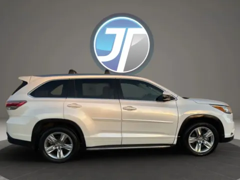More photos of 2016 Toyota Highlander Limited Platinum Sport Utility 4D at JT Wholesale Auto, Inc., OK