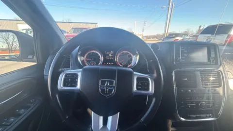 Another view of 2019 Dodge Grand Caravan Passenger GT Minivan 4D for sale in Broken Arrow, OK at JT Wholesale Auto, Inc.