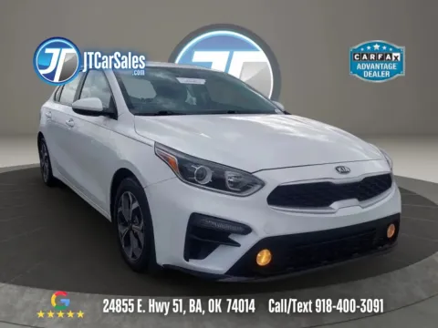 White 2021 Kia Forte LXS Sedan 4D for sale in Broken Arrow, OK