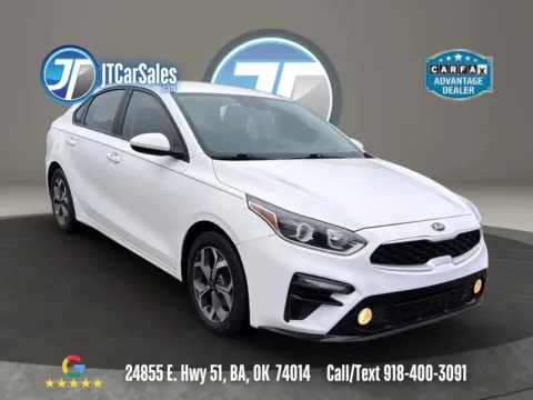 White 2021 Kia Forte LXS Sedan 4D for sale in Broken Arrow, OK