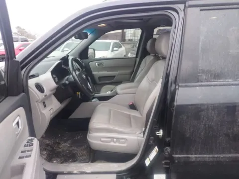 More photos of 2015 Honda Pilot EX-L Sport Utility 4D at JT Wholesale Auto, Inc., OK