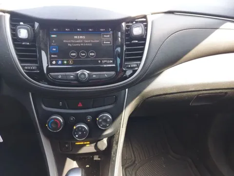 More photos of 2020 Chevrolet Trax LT Sport Utility 4D at JT Wholesale Auto, Inc., OK