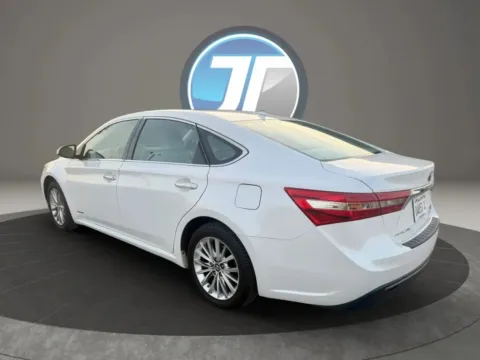 More photos of 2018 Toyota Avalon Hybrid Limited Sedan 4D at JT Wholesale Auto, Inc., OK