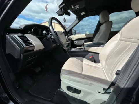 Another view of 2019 Land Rover Discovery SE Sport Utility 4D for sale in Broken Arrow, OK at JT Wholesale Auto, Inc.