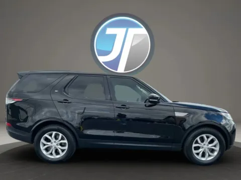 Photos of 2019 Land Rover Discovery SE Sport Utility 4D for sale in Broken Arrow, OK at JT Wholesale Auto, Inc.