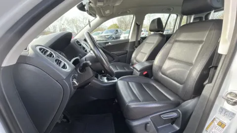 More photos of 2016 Volkswagen Tiguan 2.0T SE 4Motion Sport Utility 4D at JT Wholesale Auto, Inc., OK