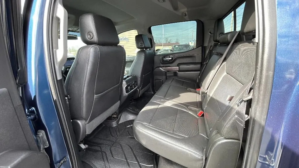 Chevrolet Silverado photo 31