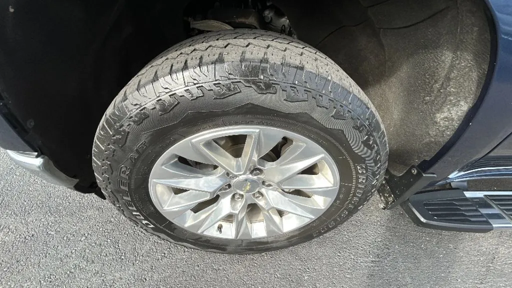 Chevrolet Silverado photo 47