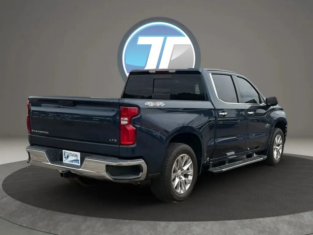 Chevrolet Silverado photo 50