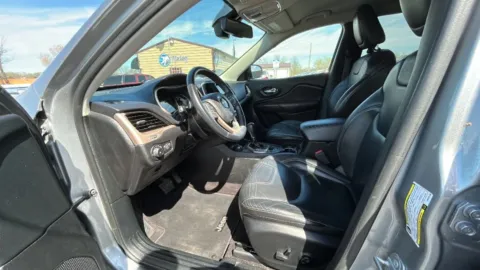 Photos of 2017 Jeep Cherokee Limited Sport Utility 4D for sale in Broken Arrow, OK at JT Wholesale Auto, Inc.