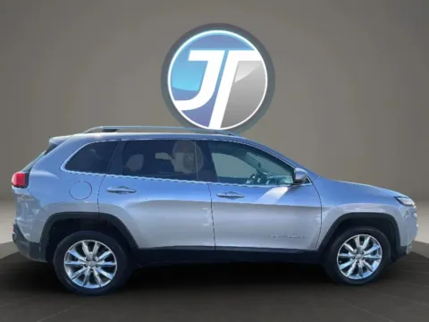 More photos of 2017 Jeep Cherokee Limited Sport Utility 4D at JT Wholesale Auto, Inc., OK