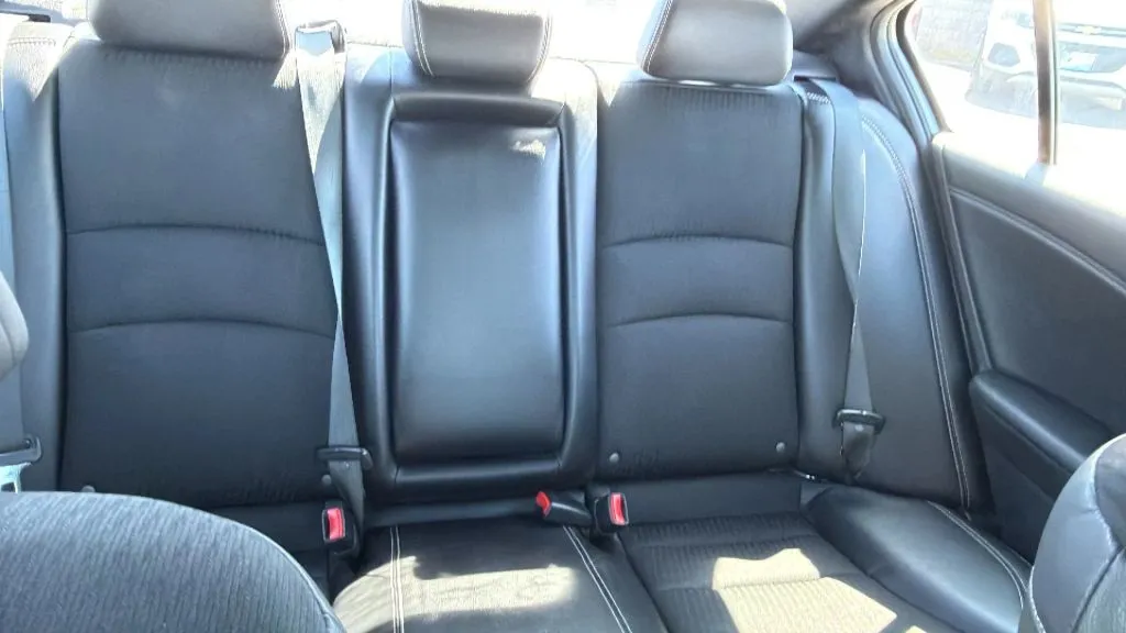 Honda Accord photo 9
