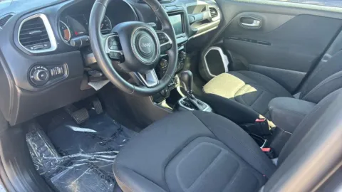 Photos of 2019 Jeep Renegade Latitude Sport Utility 4D for sale in Broken Arrow, OK at JT Wholesale Auto, Inc.