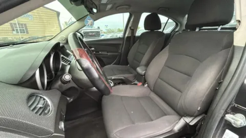 More photos of 2016 Chevrolet Cruze Limited 1LT Sedan 4D at JT Wholesale Auto, Inc., OK