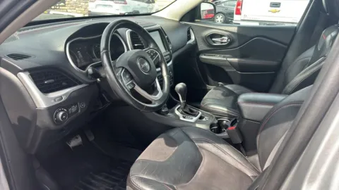 Photos of 2017 Jeep Cherokee TrailHawk Sport Utility 4D for sale in Broken Arrow, OK at JT Wholesale Auto, Inc.