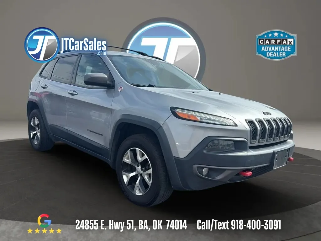 Silver 2017 Jeep Cherokee TrailHawk Sport Utility 4D for sale in Broken Arrow, OK