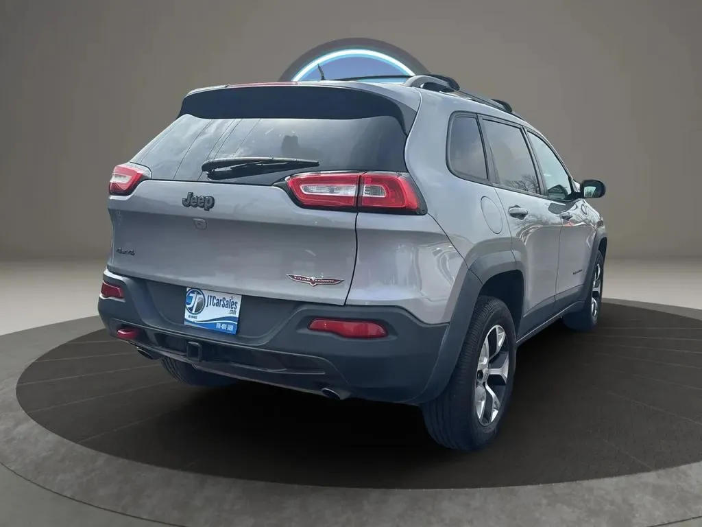 2017 Jeep Cherokee Trailhawk - Photo 22
