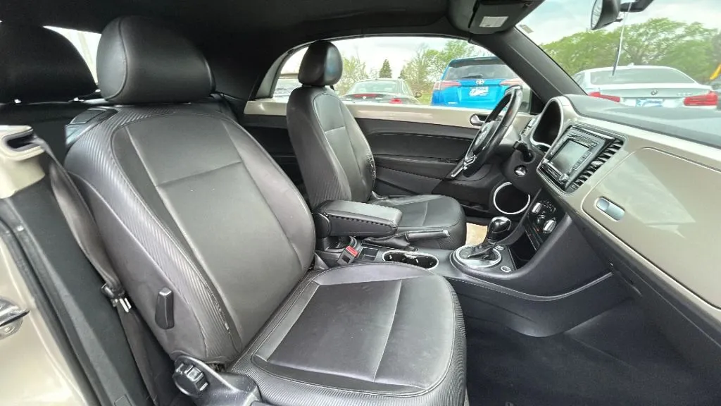 2013 Volkswagen Beetle 2.5 - Photo 33