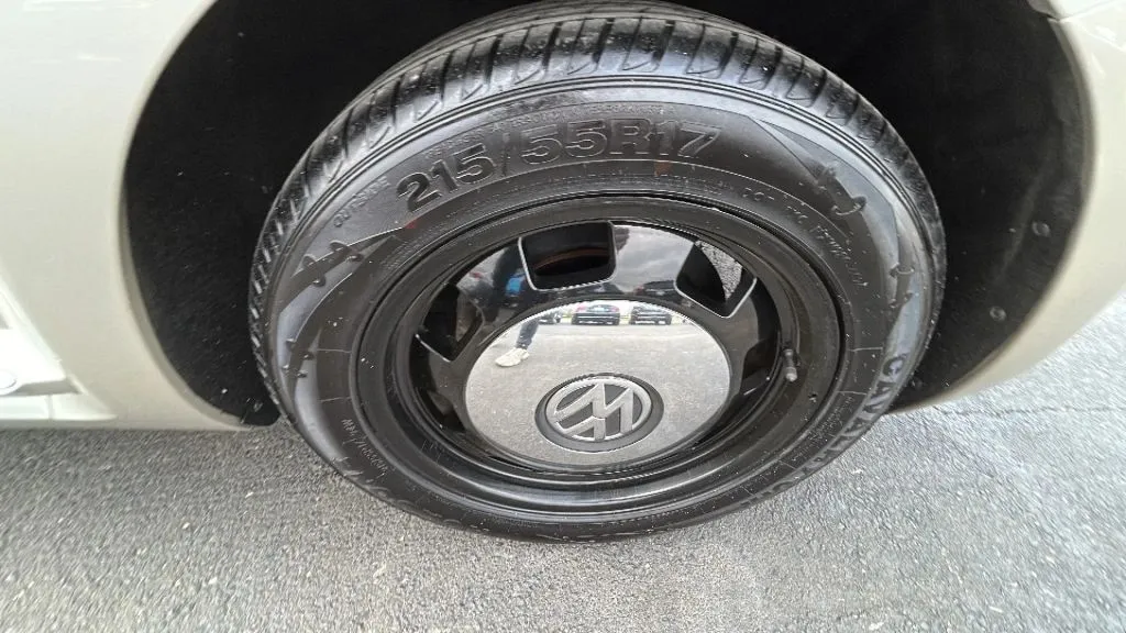 2013 Volkswagen Beetle 2.5 - Photo 45
