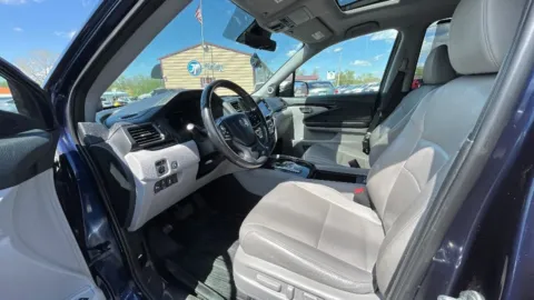 Photos of 2019 Honda Pilot Touring Sport Utility 4D for sale in Broken Arrow, OK at JT Wholesale Auto, Inc.