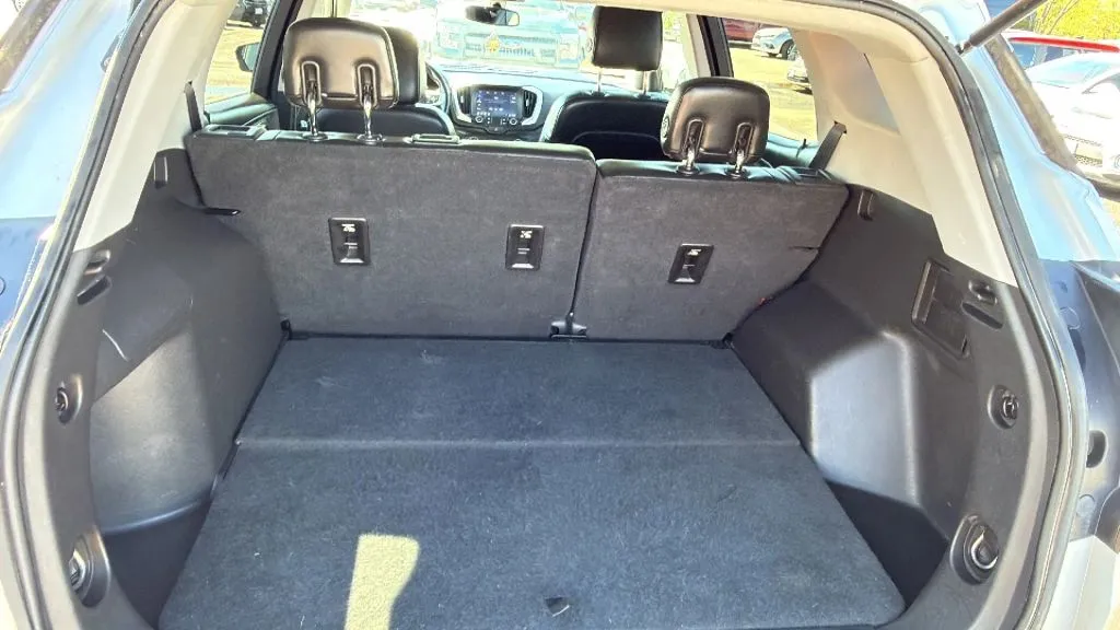 GMC Terrain photo 23