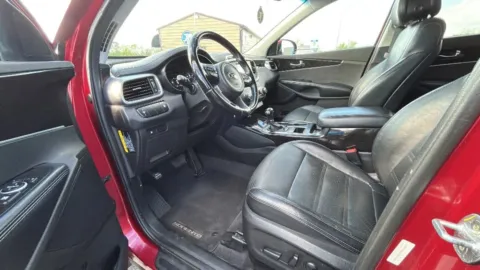 Photos of 2016 Kia Sorento EX Sport Utility 4D for sale in Broken Arrow, OK at JT Wholesale Auto, Inc.