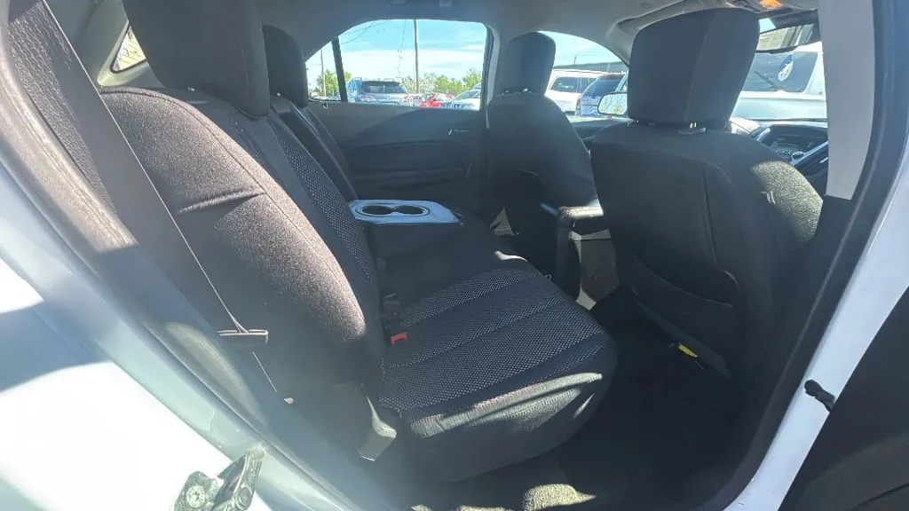 Chevrolet Equinox photo 11