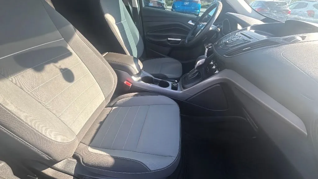 2014 Ford Escape SE - Photo 28