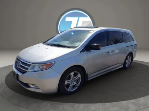 Another view of 2013 Honda Odyssey Touring Elite Minivan 4D for sale in Broken Arrow, OK at JT Wholesale Auto, Inc.