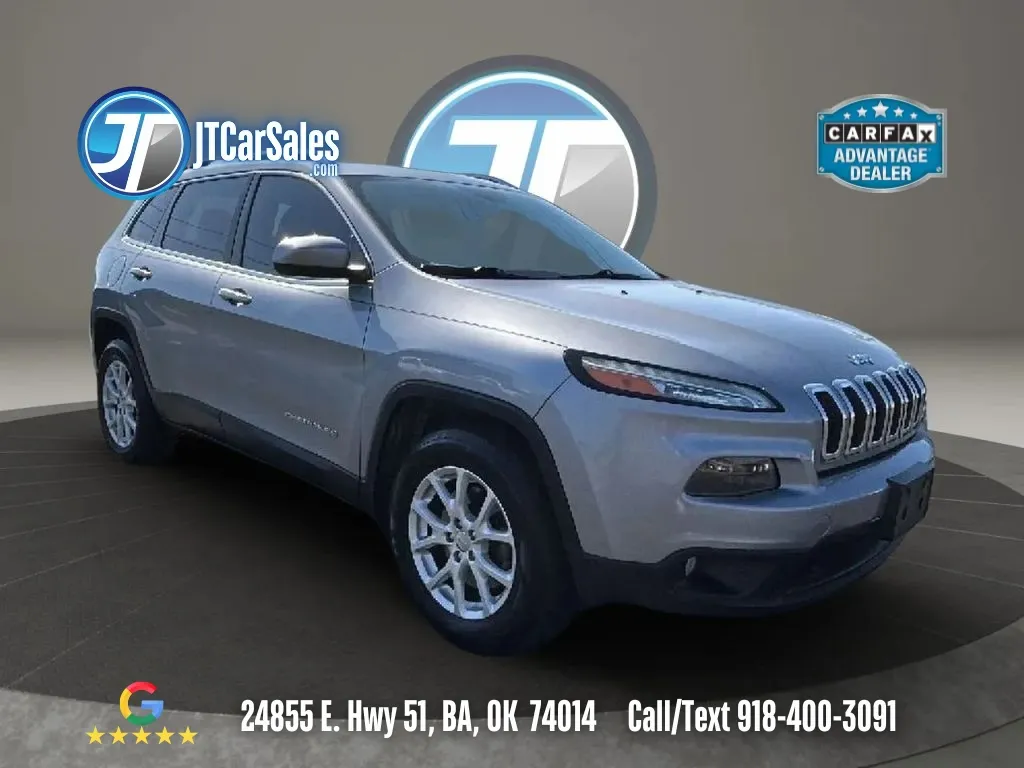 Silver 2015 Jeep Cherokee Latitude Sport Utility 4D for sale in Broken Arrow, OK